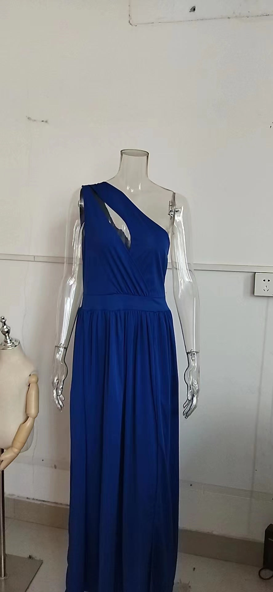Nouvelle Robe Longue Maxi pour Femme, Chic, de Couleur Unie, Épaules Dénudées, Découpes, Col Halter, Taille Haute et Fendue