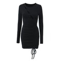 Damenbekleidung Frühling Sexy hohle Kordelzug-Spitzenstrickkleid Hüftkleid