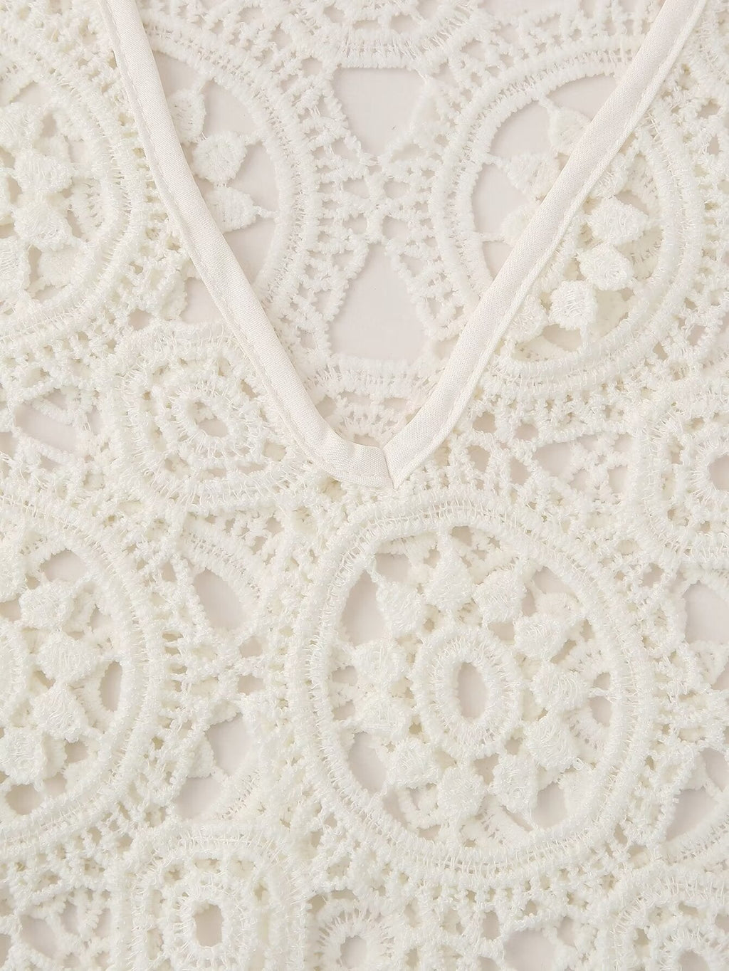 Robe longue femme brodée de dentelle, coupe ajustée, collection printemps