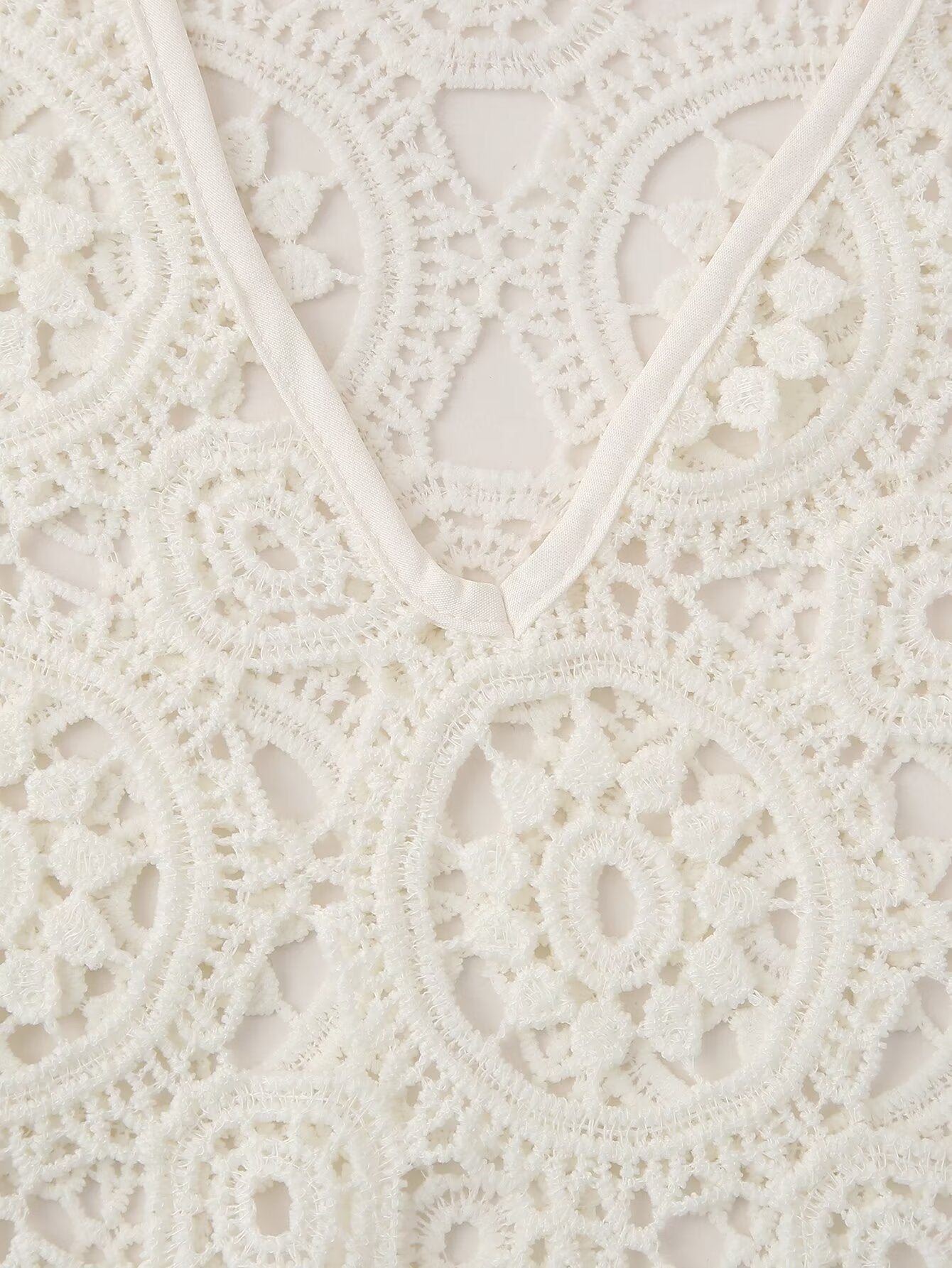 Robe longue femme brodée de dentelle, coupe ajustée, collection printemps