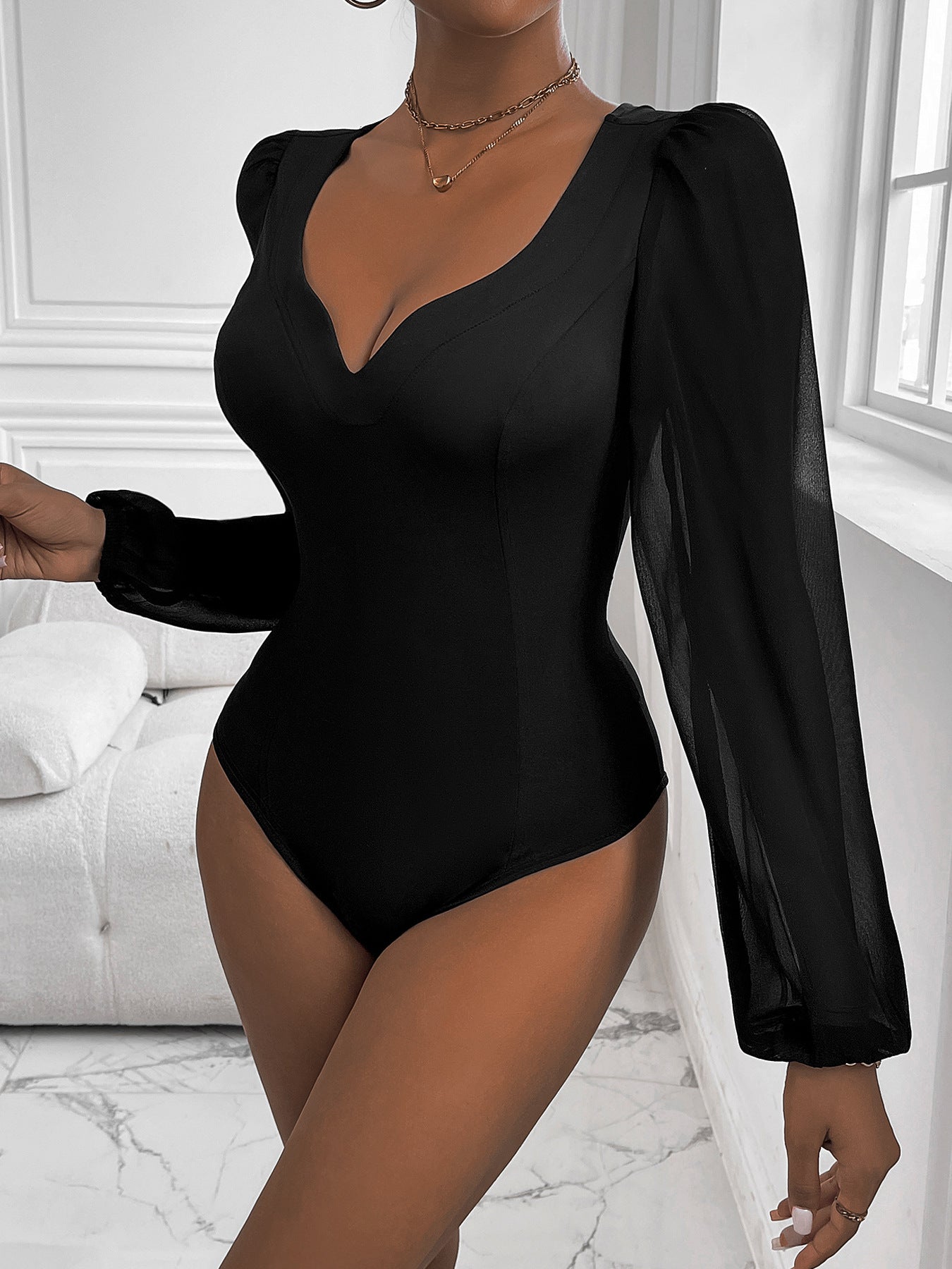 Combinaison Femme Col V en Maille Noire