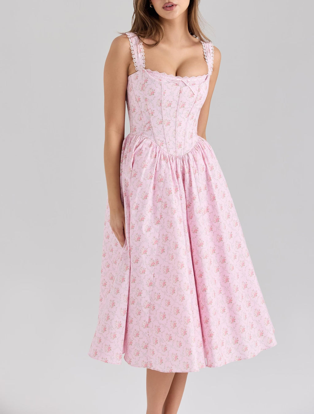 Robe Midi Fleurie Élégante en Dentelle à Bretelles, Coupe Cintrée Mince pour Femme, Idéale pour l'Été