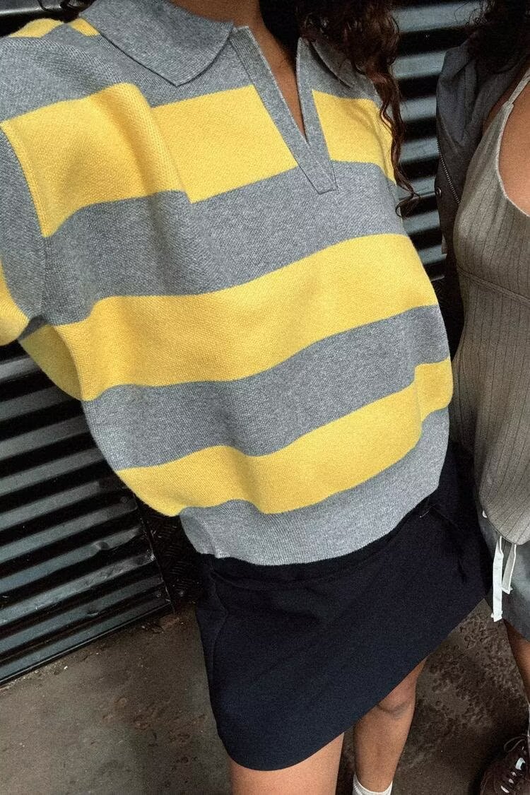 Pull-over en tricot ample à rayures contrastées avec col et effet amincissant