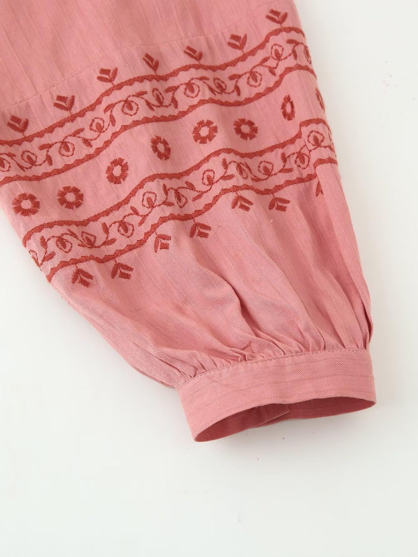 Chemise brodée contrastée à manches longues pour femme