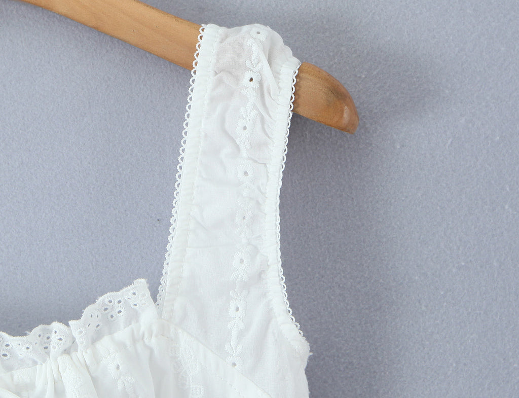 Robe courte en dentelle à fines bretelles, coupe ajustée, amincissante, sexy, style bourgeon pour femme