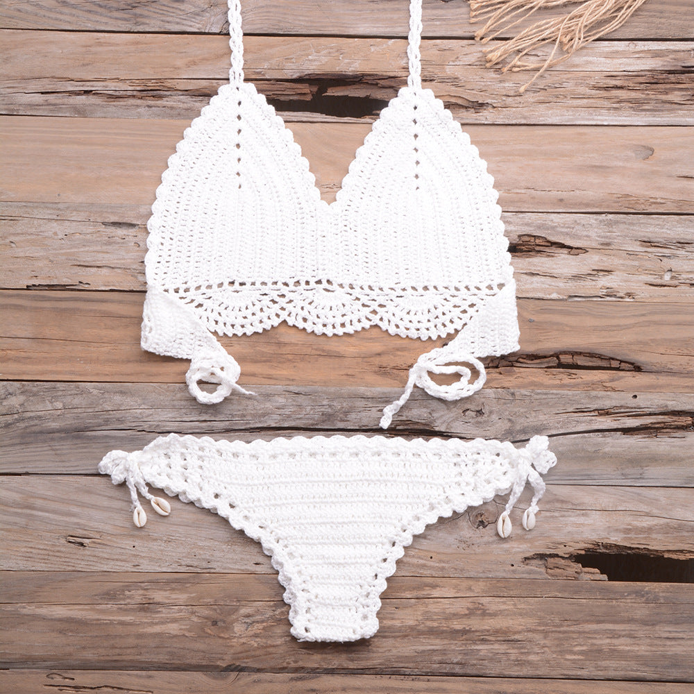 Haut de maillot de bain débardeur à bretelles tressées ajouré fait main et slip de bikini assorti à coquillages