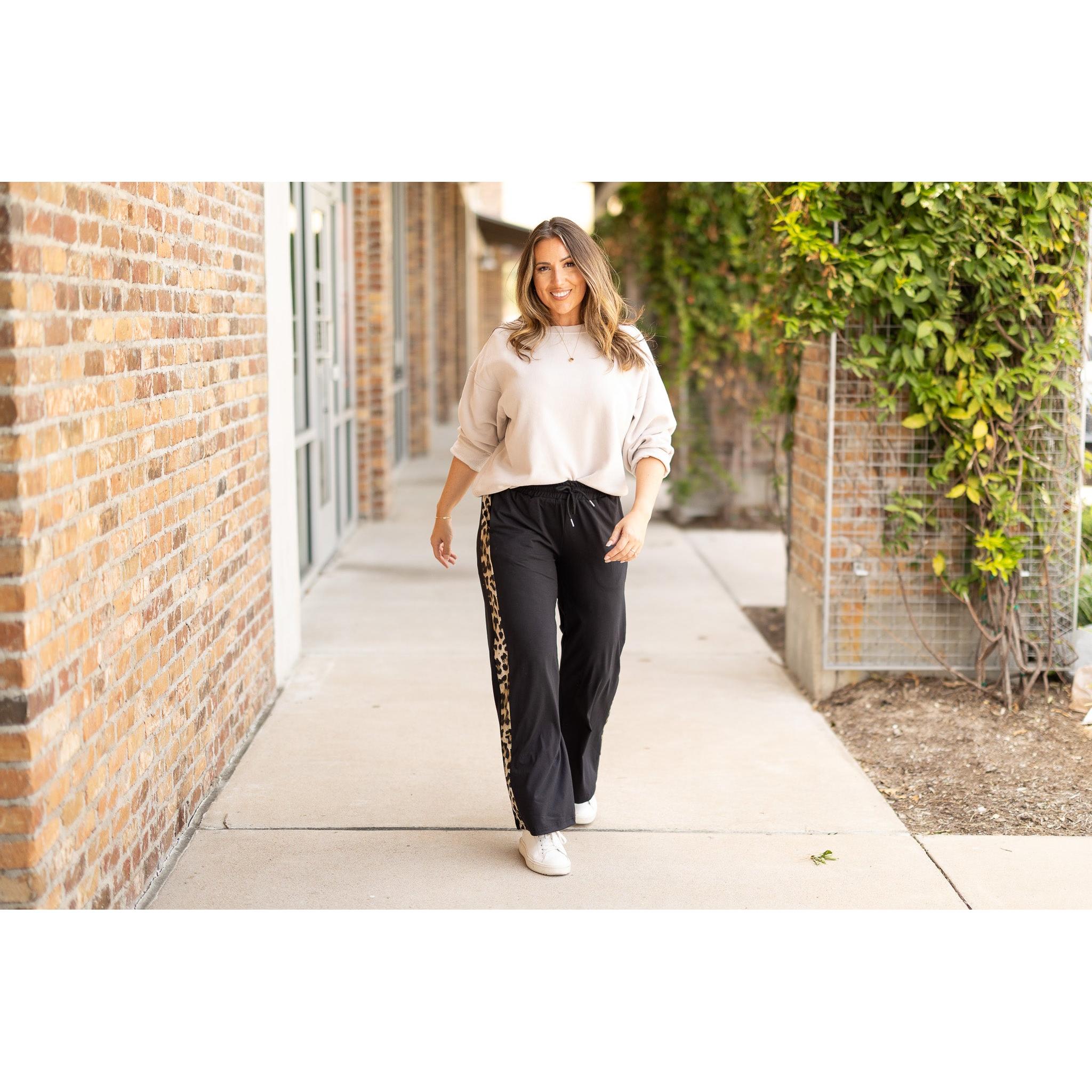 Chelsea - Pantalon d'intérieur noir à jambe large avec empiècement léopard