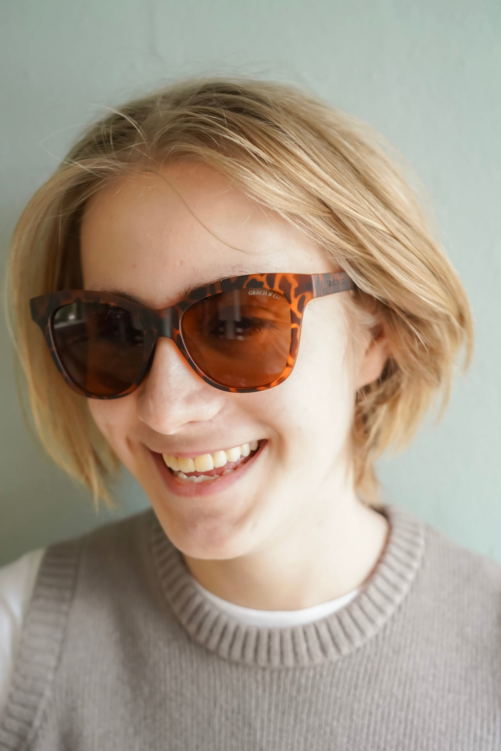 Iconic Wayfarer Ombre  | Polarized Sunglasses | Adult | 15+ Y - The7Letter
