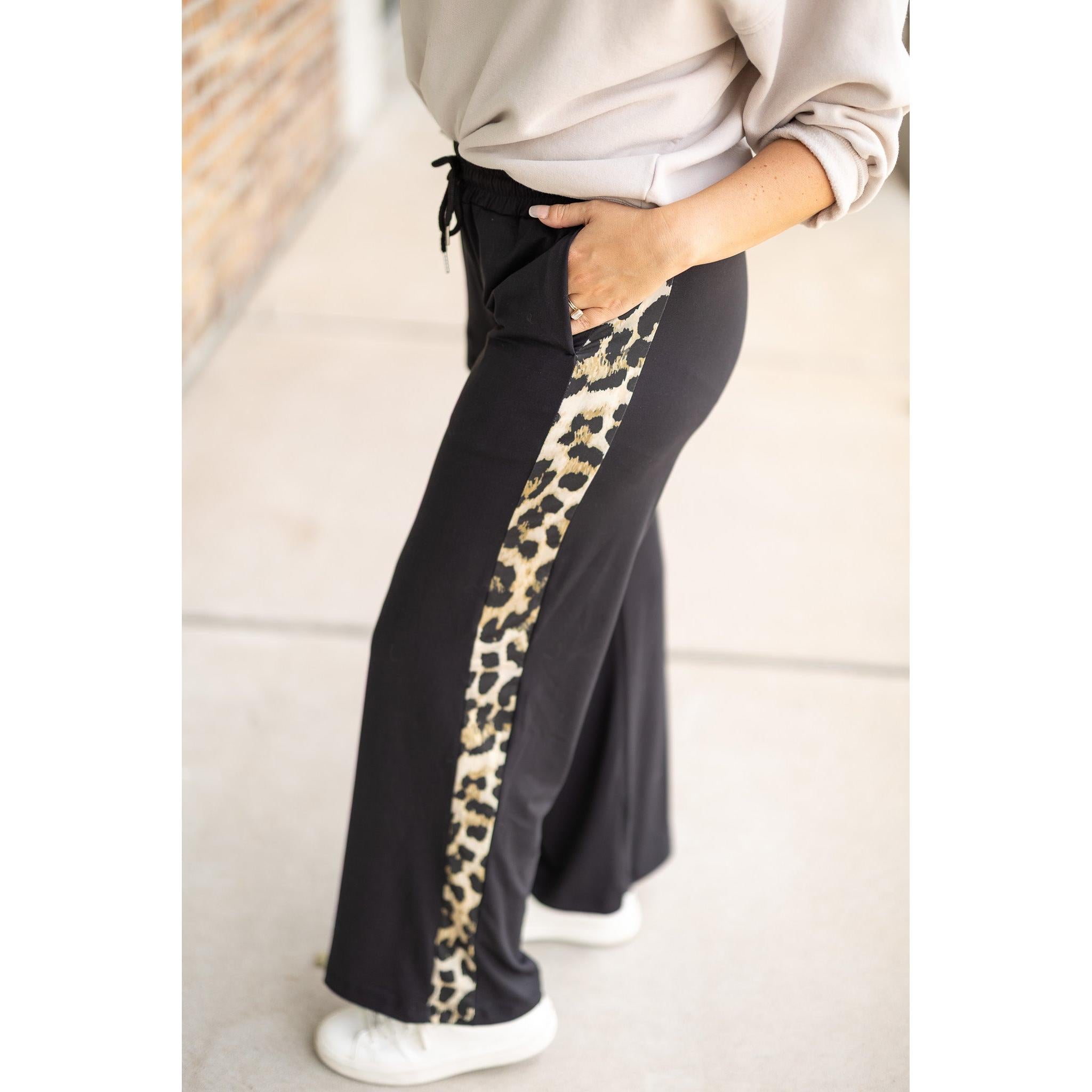 Chelsea - Pantalon d'intérieur noir à jambe large avec empiècement léopard