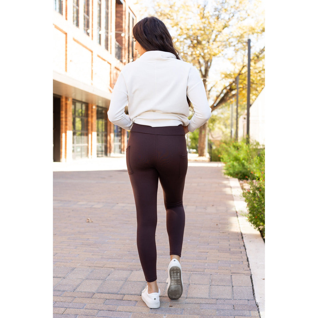 Belle - Legging polaire marron long avec poches*