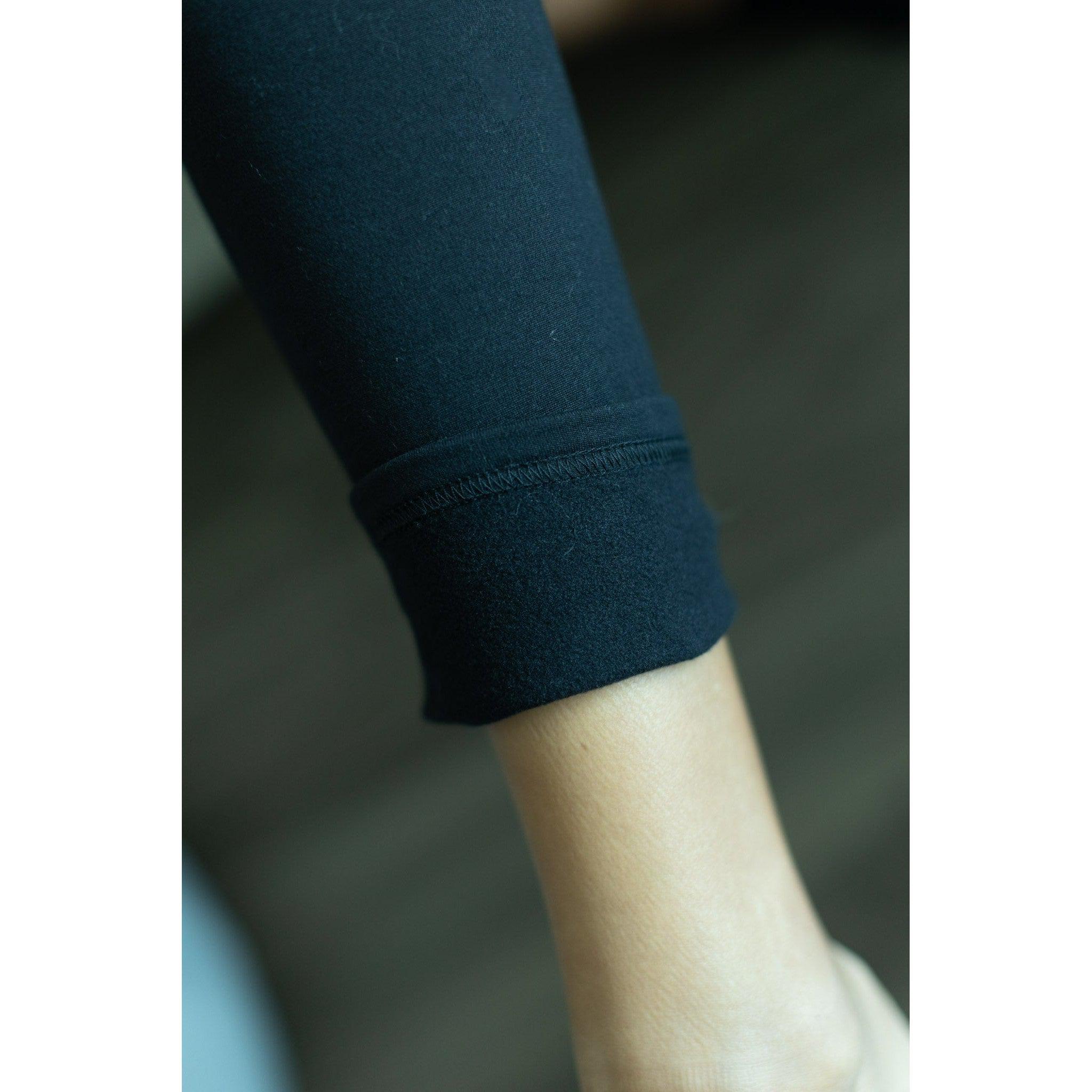 Lilla - Legging pleine longueur en molleton noir avec poches