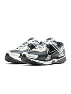 Nike Herren Zoom Vomero 5 SE SP - Dunkelgrau