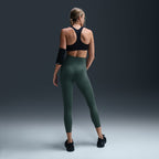 Nike Damen Therma-Fit One Leggings – Vintagegrün/Weiß