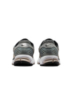 Nike Zoom Vomero 5 pour Homme - Argent Métallisé