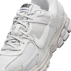 Nike Zoom Vomero 5 pour Femme - Triple Blanc