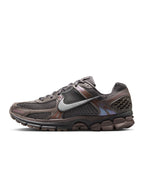 Nike Homme Zoom Vomero 5 - Cave Stone