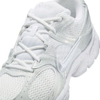 Nike Herren V5 RNR - Weiß