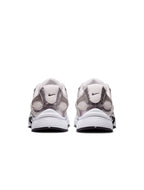 Nike Mens V5 RNR - White