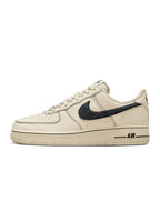 Nike Air Force 1 '07 LV8 pour homme - Kaki clair