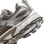 Nike (Ps) V5 Runner - Pierre de Grotte