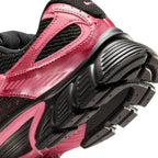Nike V5 Runner pour femme - Noir/Pivoine