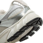 Nike Womens V5 Runner - Summit White