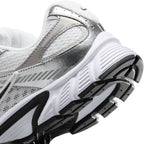 Nike Damen V5 Runner - Vast Grey
