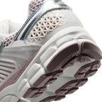 Nike Femme Zoom Vomero 5 - Gris Vaste
