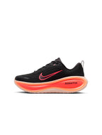 Nike Vomero Plus pour Femme - Noir/Lave Ardente