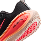 Nike Vomero Plus pour Femme - Noir/Lave Ardente