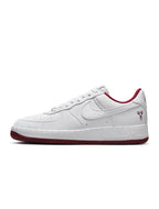 Nike Homme Kobe Air Force 1 Low - Blanc/Rouge Équipe