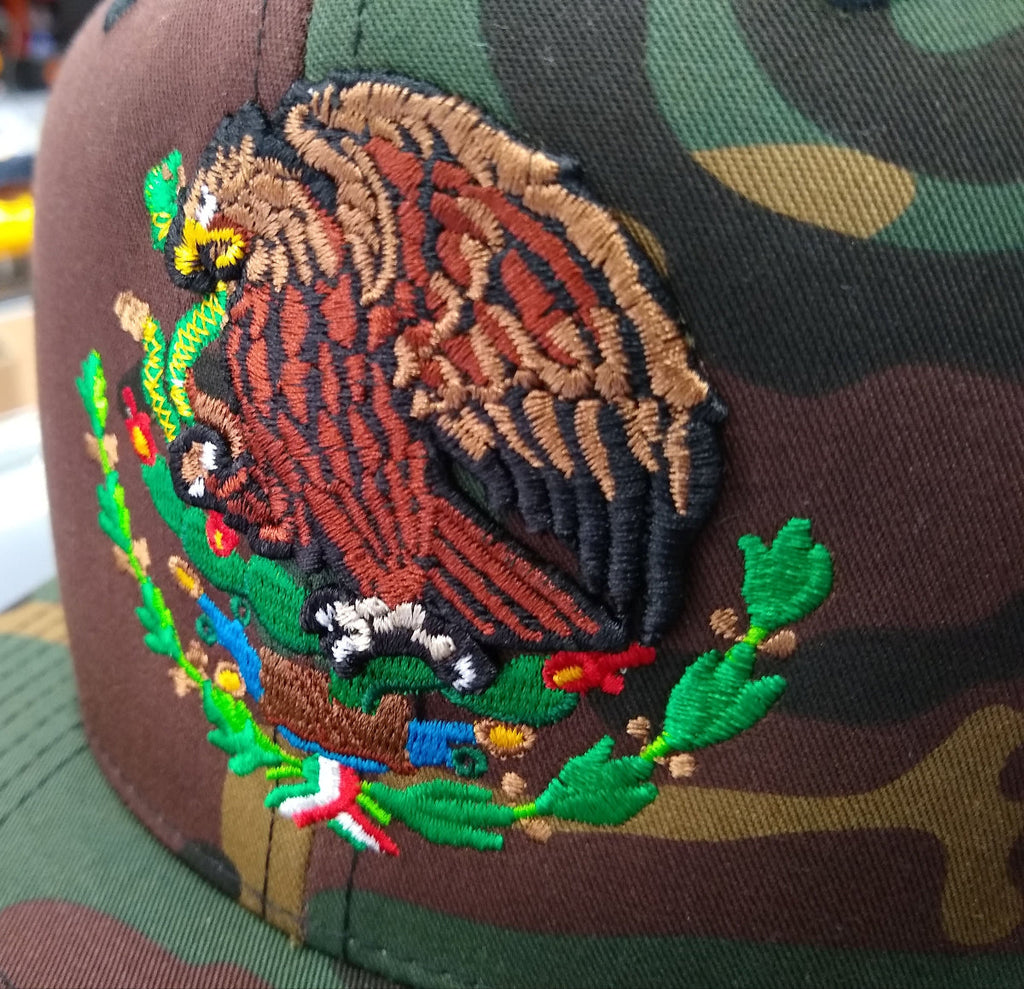Casquette de baseball en camouflage avec écusson brodé et drapeau du Mexique