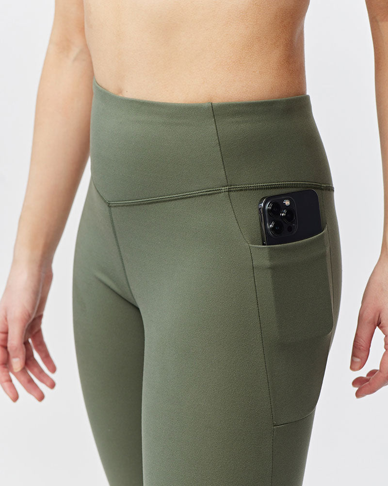 Go Again Women's Cropped Leggings Length 21" - The7Letter