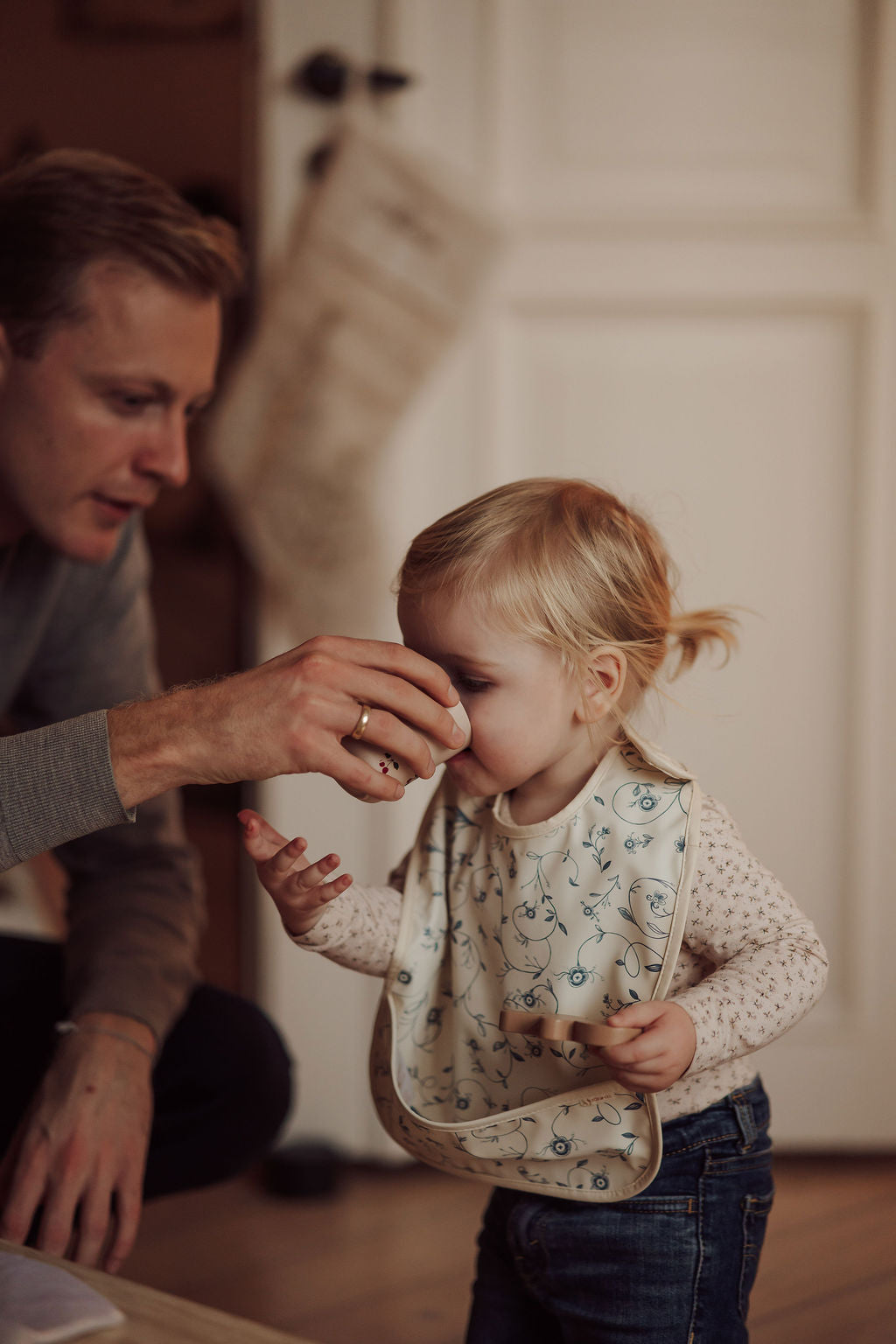 Basic Bib | Scandi Floral - The7Letter
