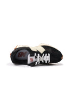 New Balance Damen 327 - Schwarz/Weiß