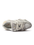 Chaussures de style de vie New Balance 9060 pour homme - Gris