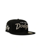 New Era 5950 Dodgers Side LA Metallic Script Hat - Schwarz/Silber