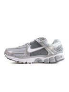 Nike Herren Zoom Vomero 5 – Wolf Grau/Weiß