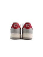 Nike Herren Air Force 1 '07 LV8 - Rote Zehenkappe