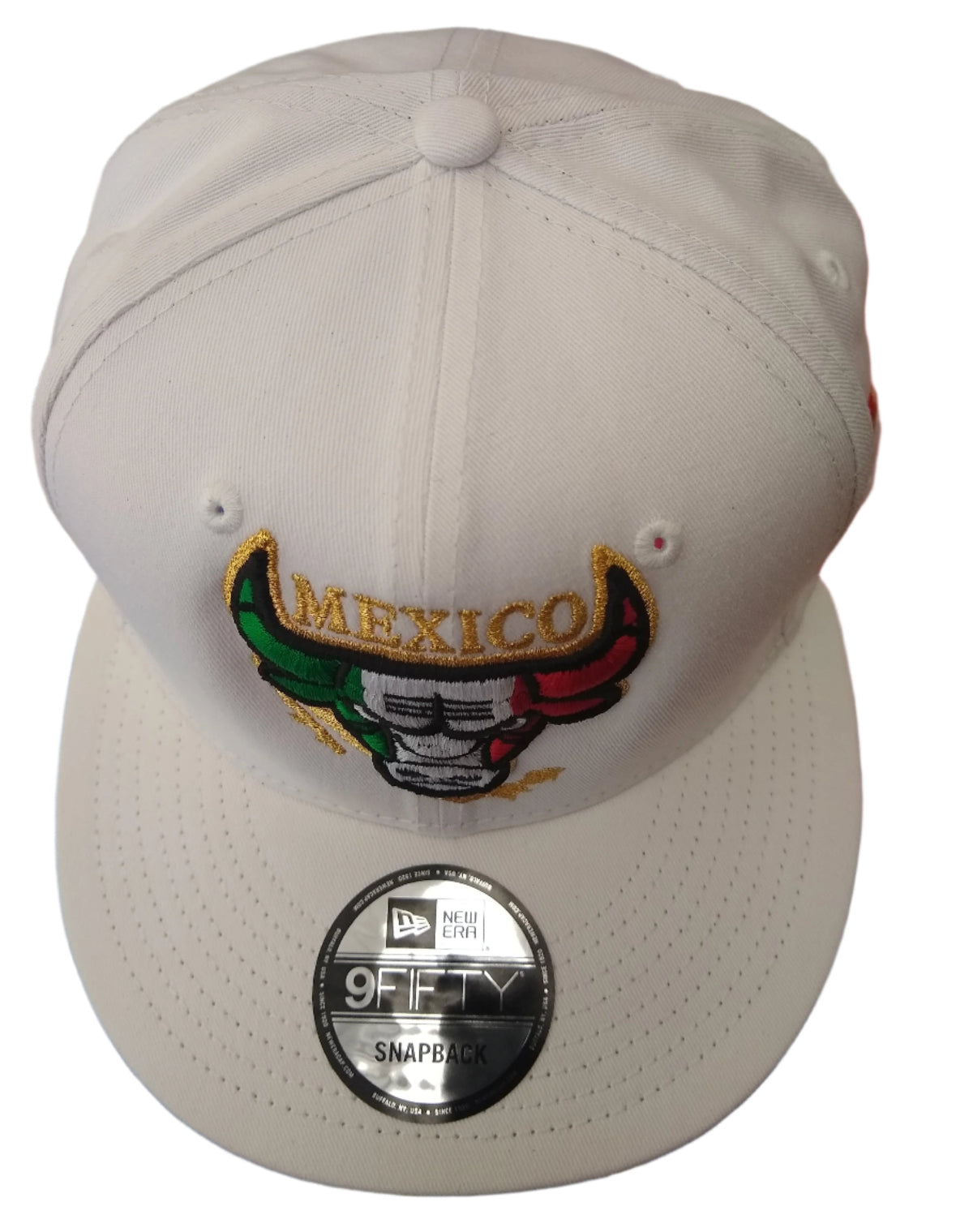 Casquette New Era brodée SnapBack avec logo taureau mexicain blanche