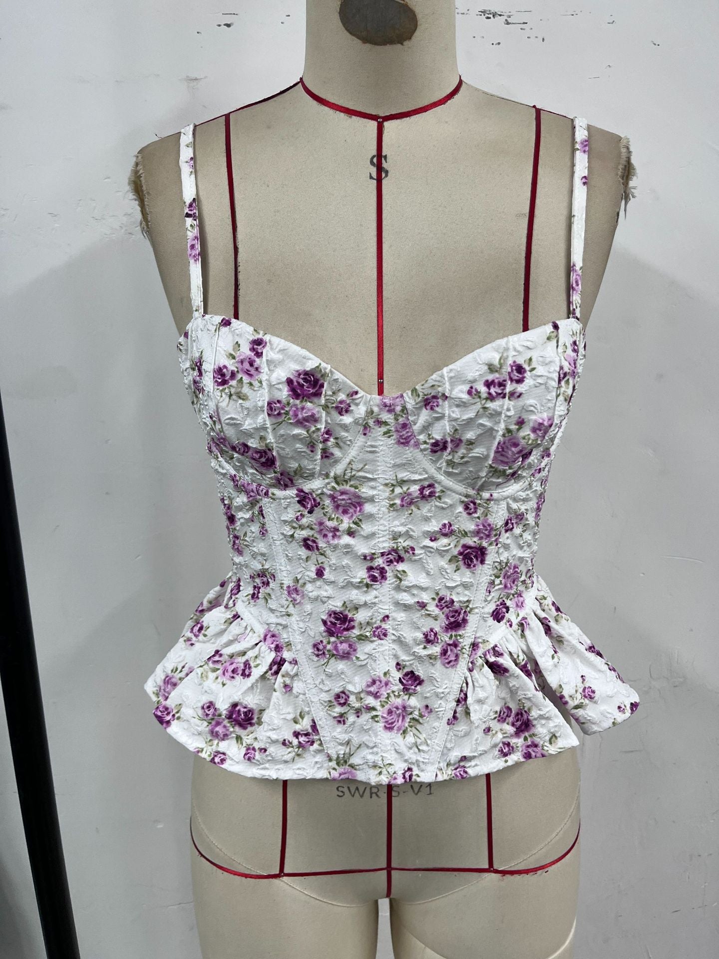 Frühling Sommer Blumenmuster Unregelmäßig Asymmetrisch Rüschen Leicht Schlankmachend Sexy Rückenausschnitt Schnürung Wickelbrust