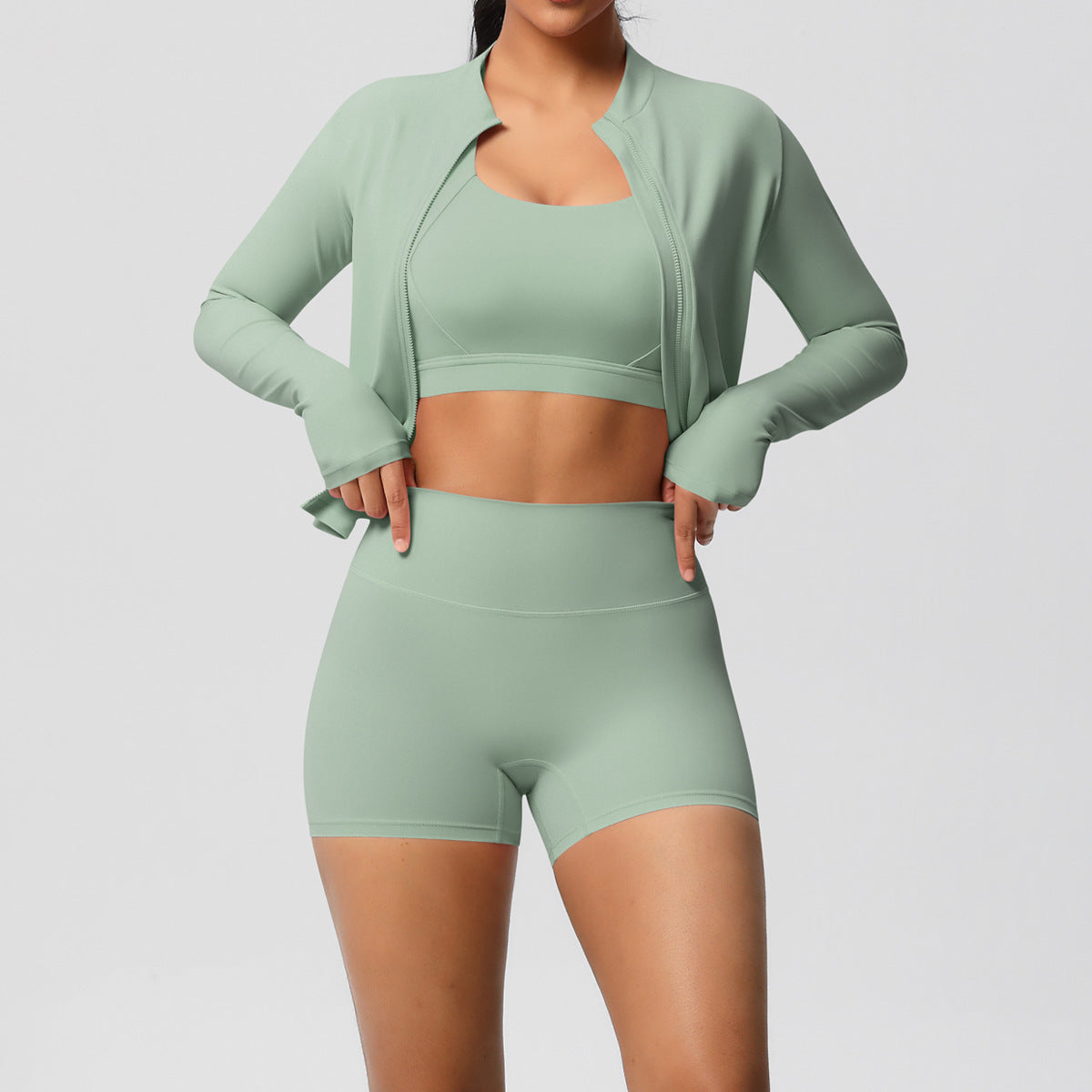 Einfarbiger Cloud Sense Yoga-BH, Sportmantel, Pilates-Laufshorts, Fitness-Yoga-Bekleidung, dreiteiliges Set für Damen