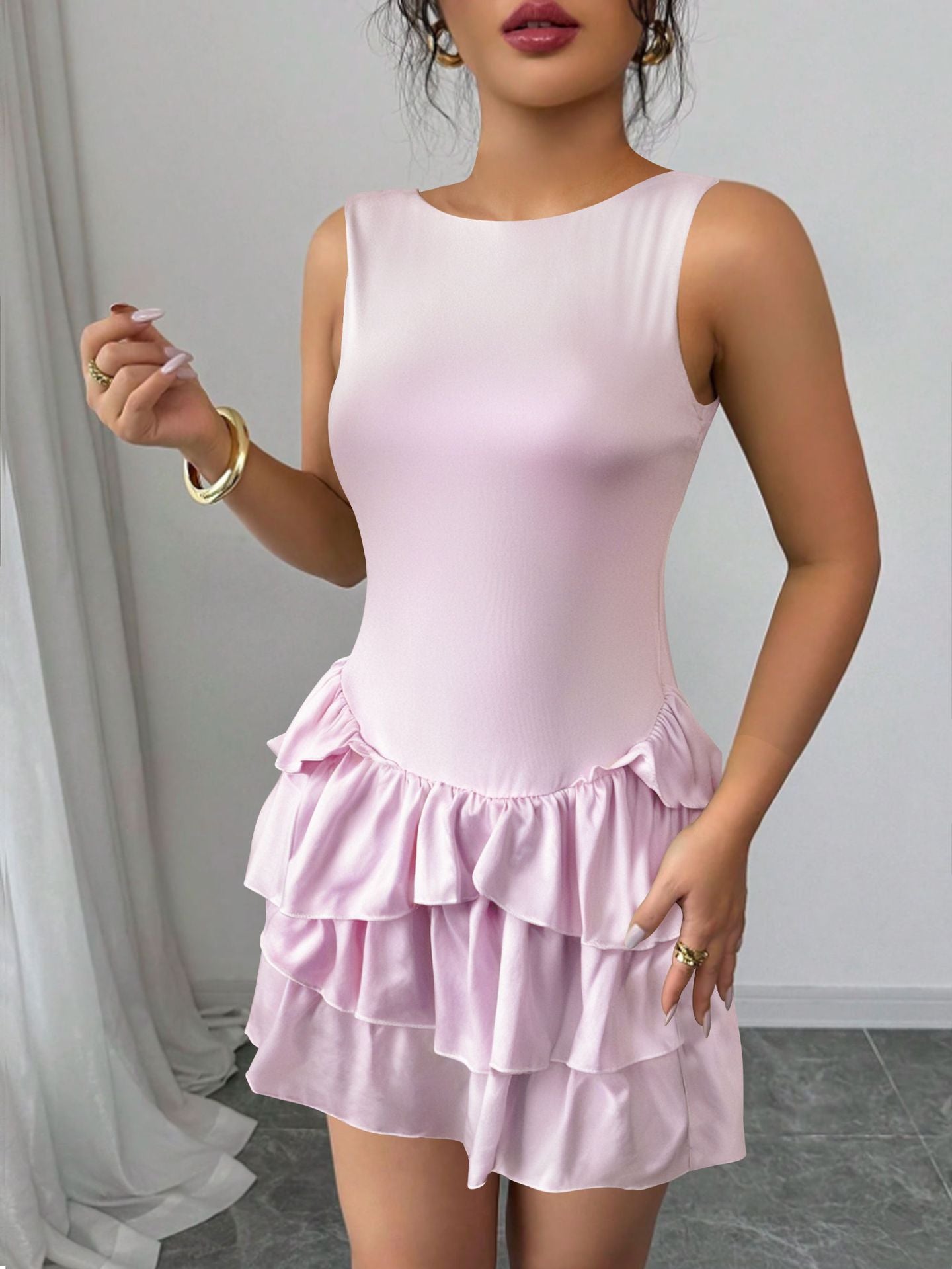 Robe d'été sans manches col rond sexy à lacets ajustée amincissante robe de soirée élégante