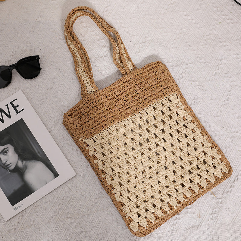 Sac en Paille Tressé à la Main avec Détails Découpés et Évidés, Design Original, Idéal pour Vacances à la Mer et Plage