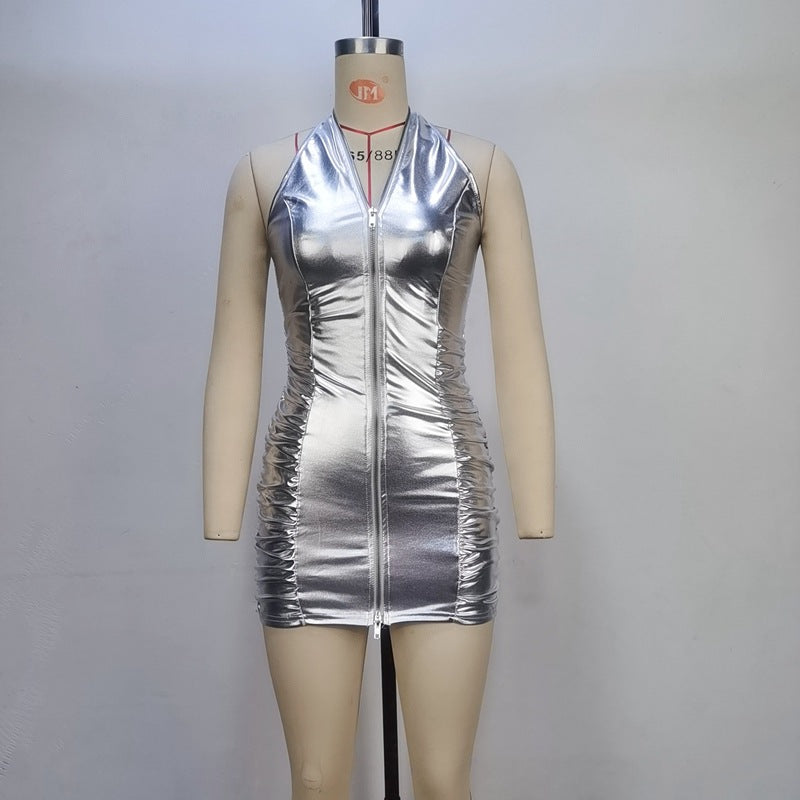 Robe fourreau plissée sexy sans manches à col licou de couleur unie pour femme