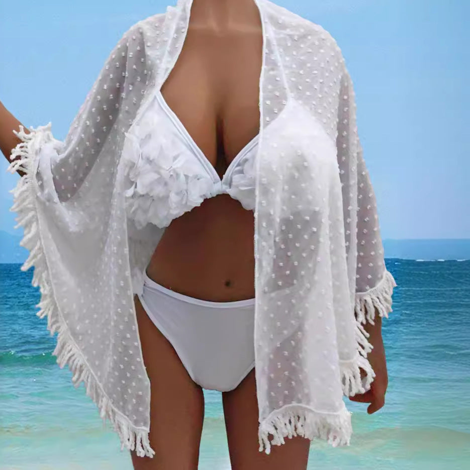 Vêtements pour femmes Jupe de plage une pièce à pompons et coutures multiples, châle anti-UV