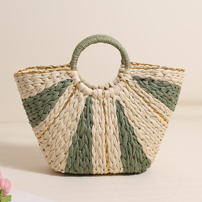 Panier en paille grande capacité de style pastoral, sac tissé de paille bicolore portable, sac de plage de vacances, panier de légumes