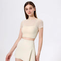 Faux T-shirt de sport en maille deux pièces pour femmes Manches courtes avec coussinet de poitrine Vêtements de yoga Crop top Séchage rapide Amincissant Fitness