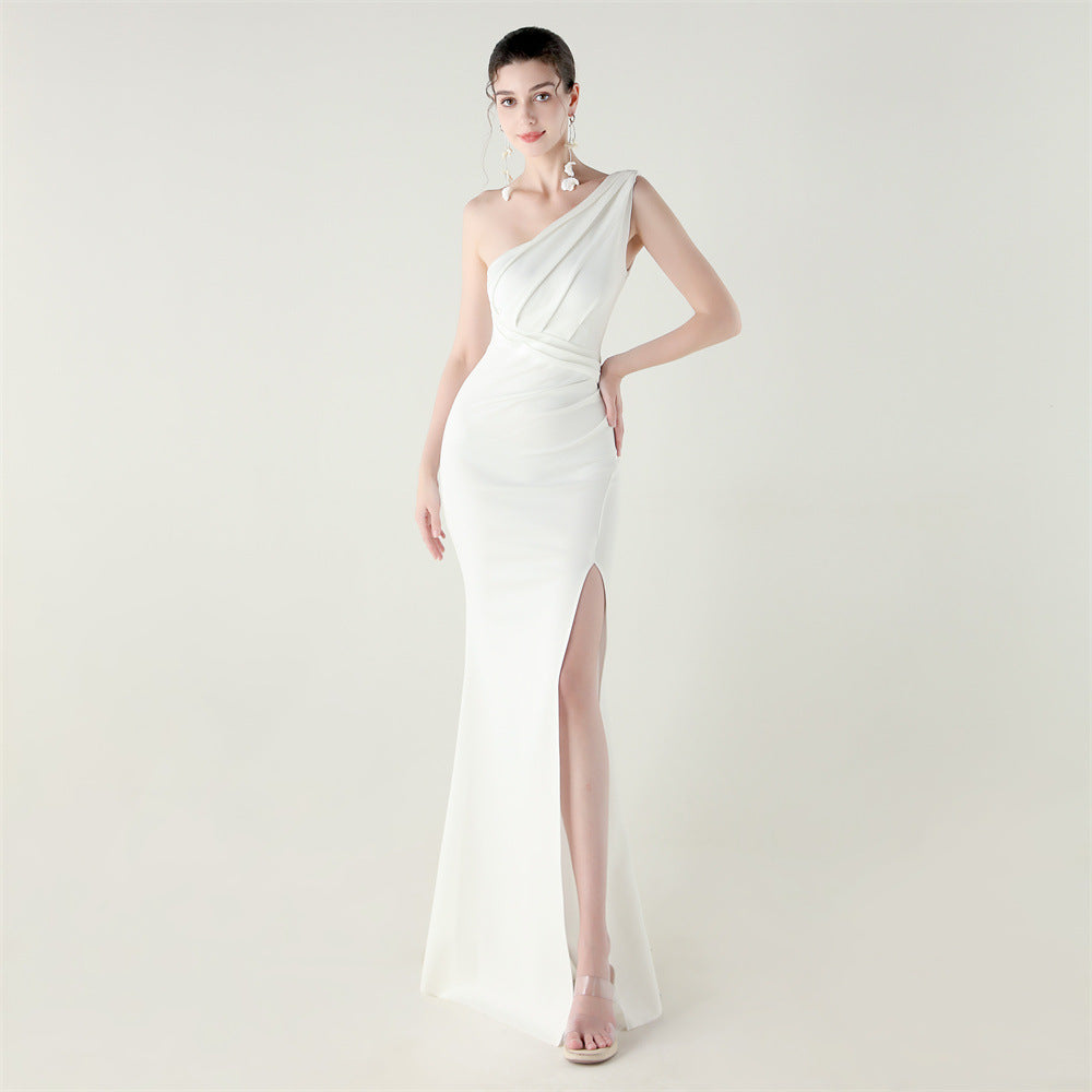 One Shoulder Slim Fit Satin Falten High Slit Sexy Abendkleid Meerjungfrauenkleid Dinner Hochzeit Social Networking