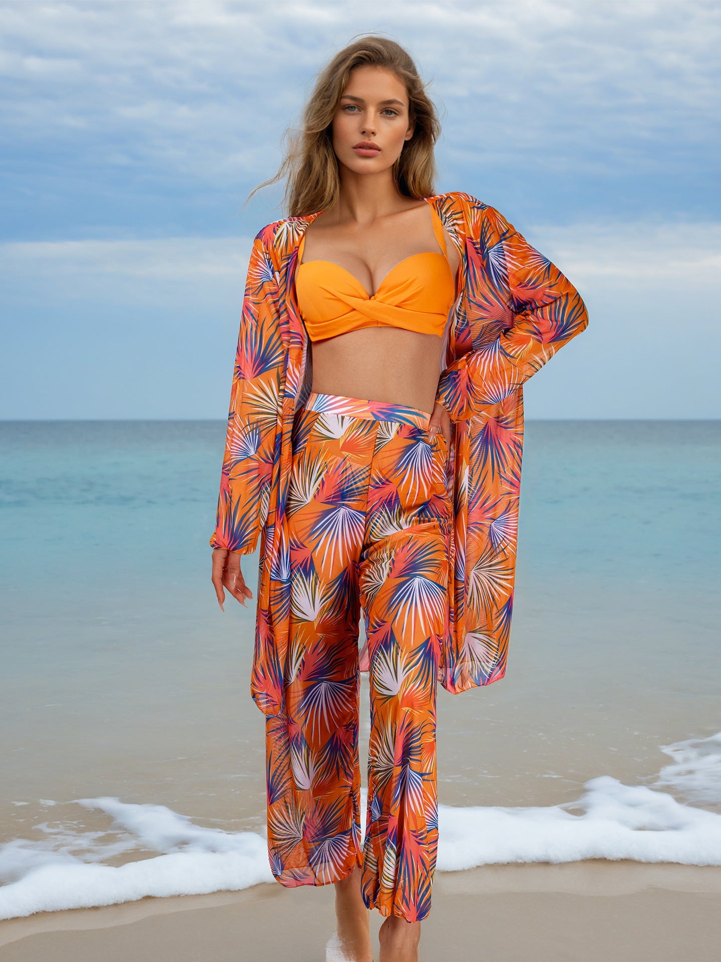Vierteiliges Set Damen Badeanzug Langarmbluse Sonnenschutzhose Bikini